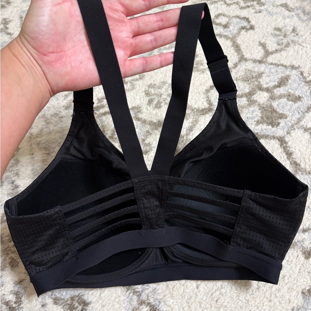Victoria's Secret Black Sports Bra